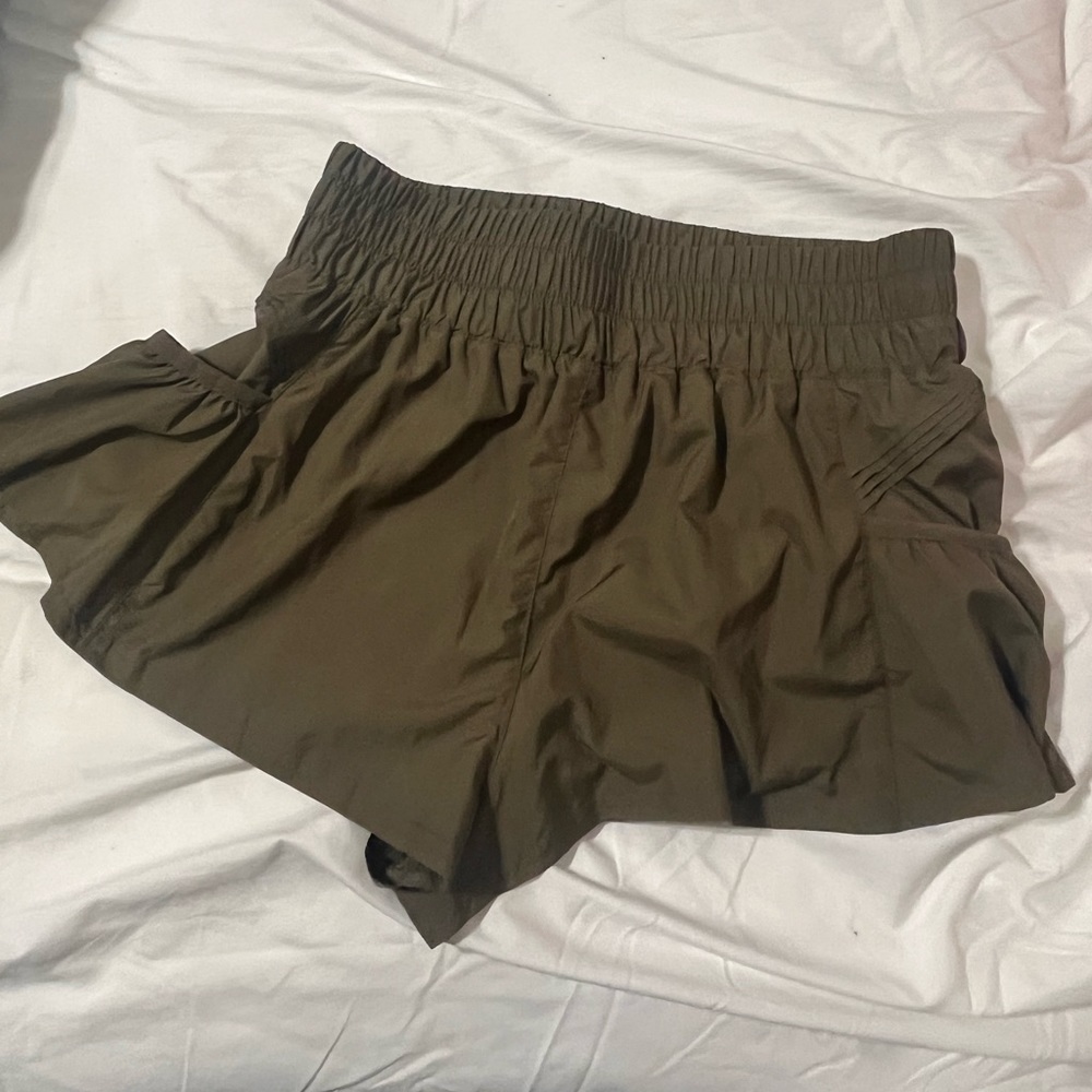 brand new free people get your flirt on shorts!